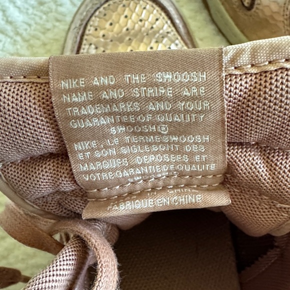 Nike Dunk Sky High Hi Metallic Rose Gold Hidden Wedge Heel Shoes Womens 6.5 - Picture 7 of 9